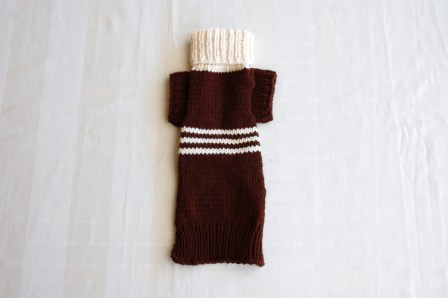 Pullover brown with white stripes